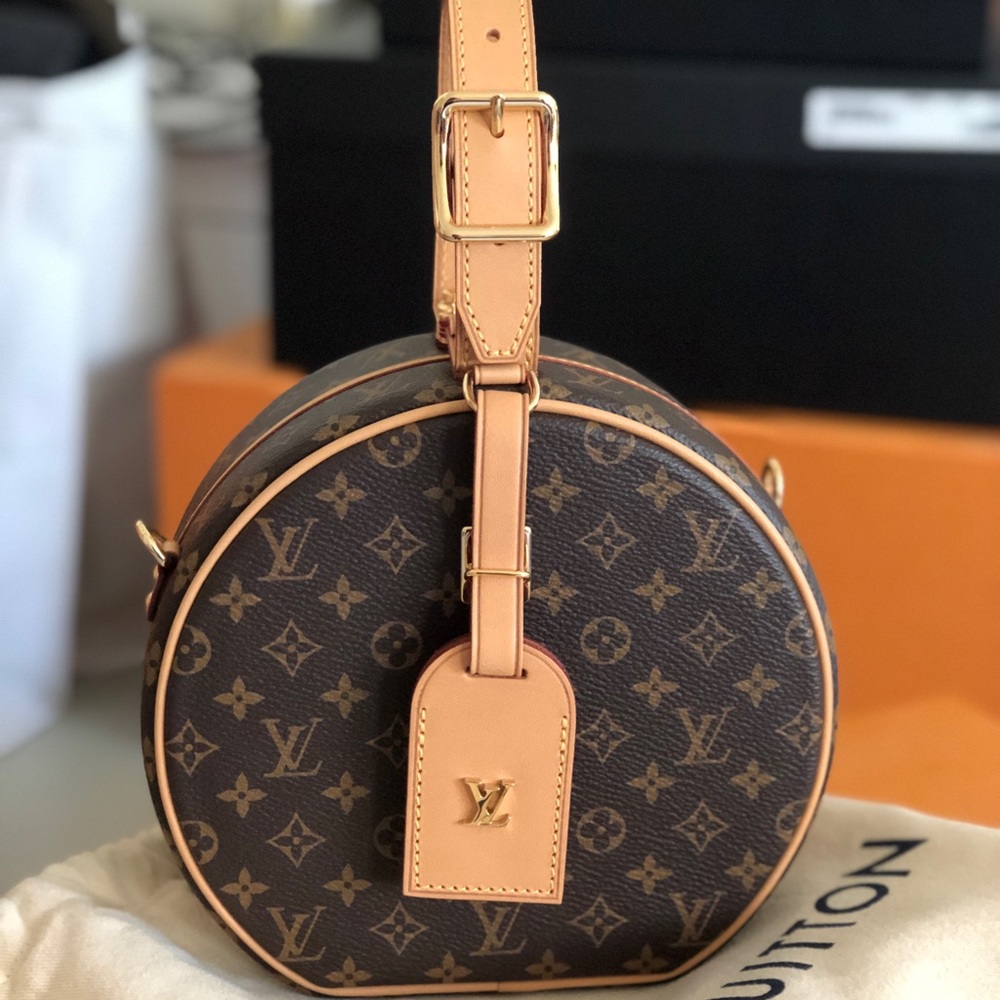 Louis Vuitton petite boite chapeau